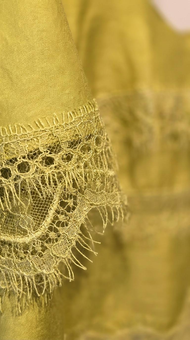 Top in Tessuto Nobile c/inserti in Pizzo